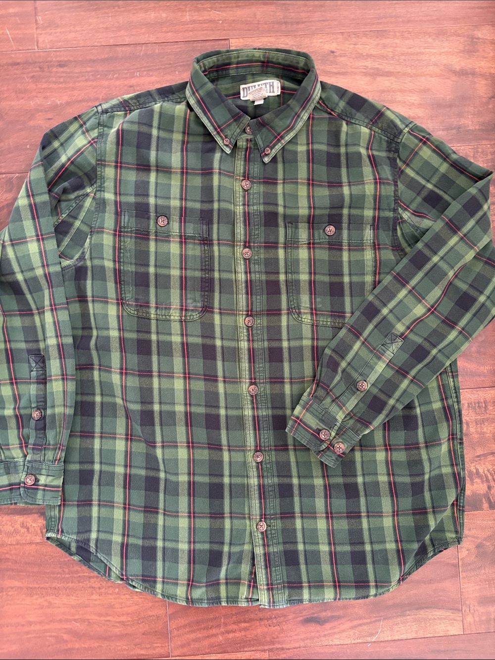 Men's Green Plaid Button-Down Shirt